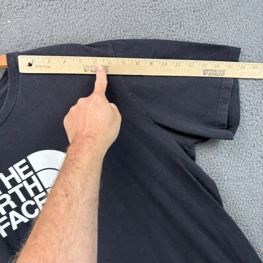 The North‎ Face Mens XL Black Short Sleeve Graphic Logo Cotton T-Shirt NF0A3NZA